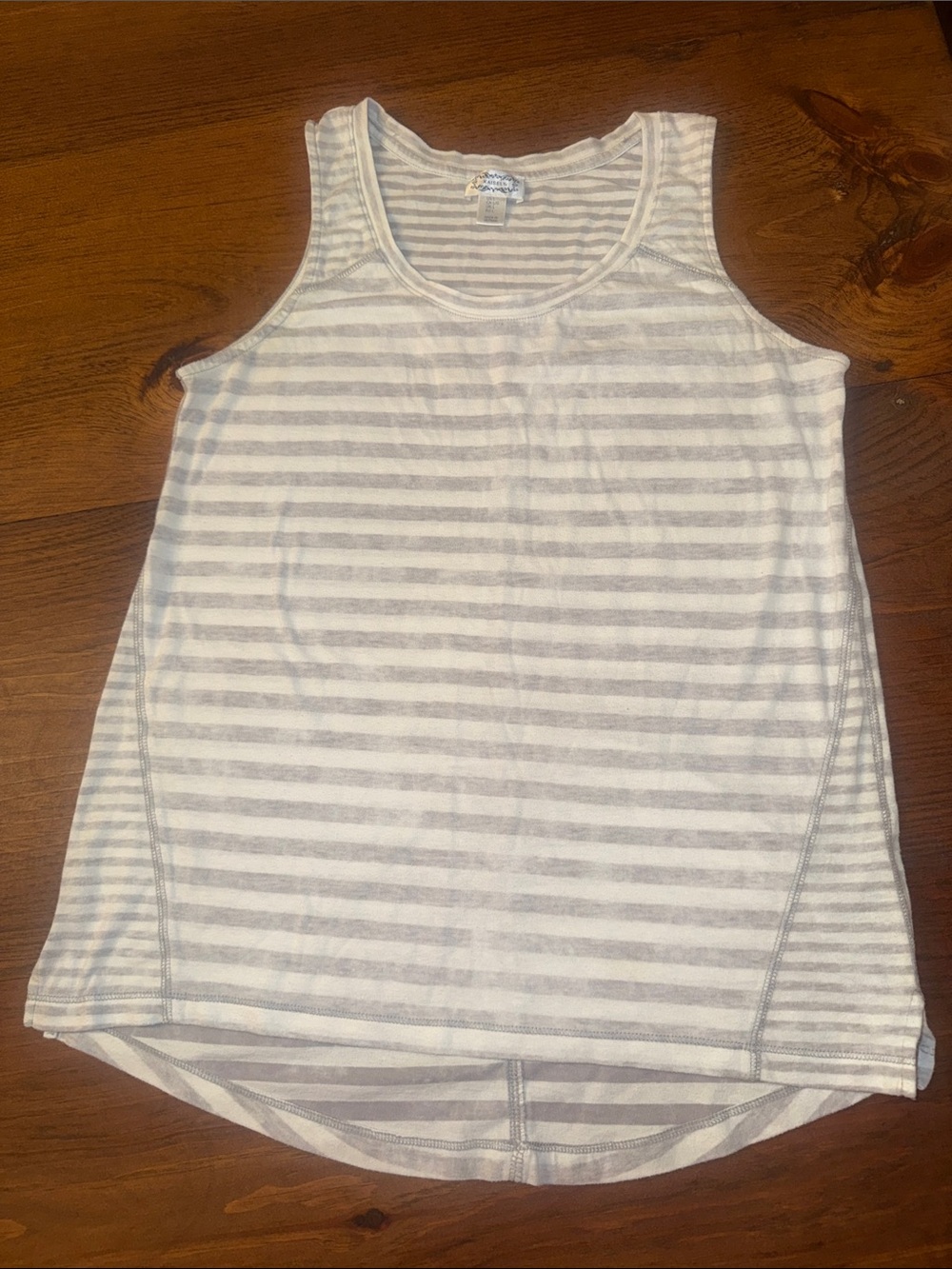 Kaisely White & Light Gray Striped Tank